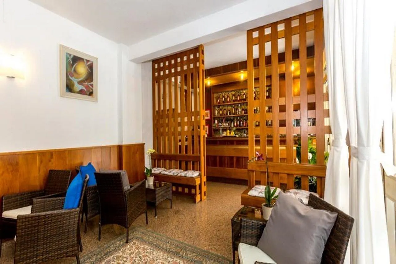 **  Hotel Saturno Lido di Jesolo Itálie