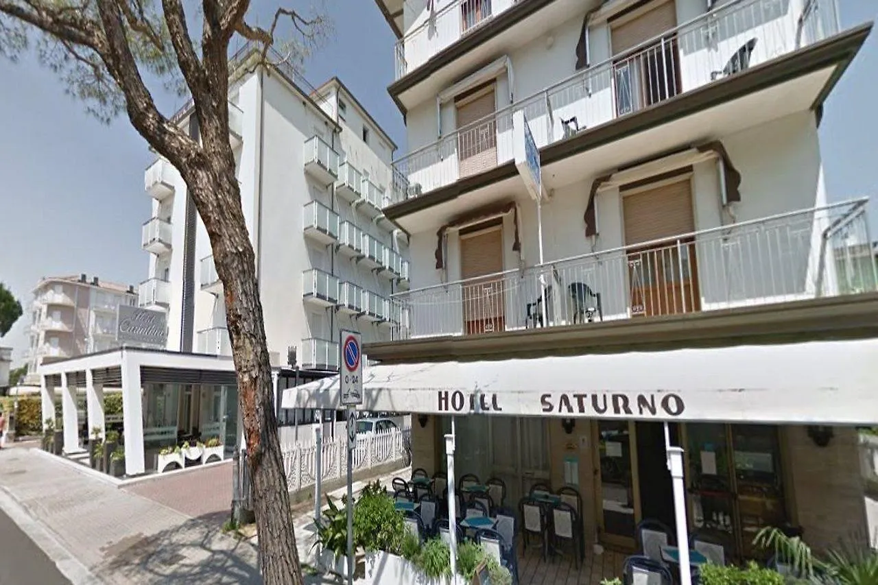 Hotel Saturno Lido di Jesolo 2*,