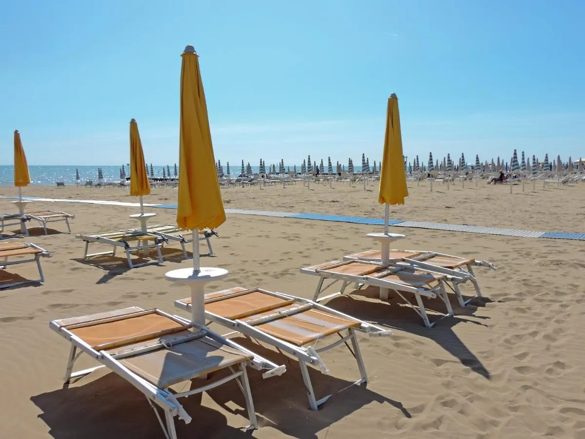 Hotel Saturno Lido di Jesolo 2*,  Itálie