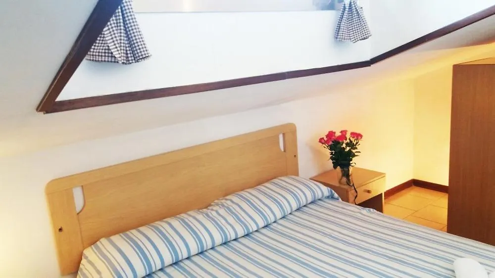 Hotel Saturno Lido di Jesolo 2*,